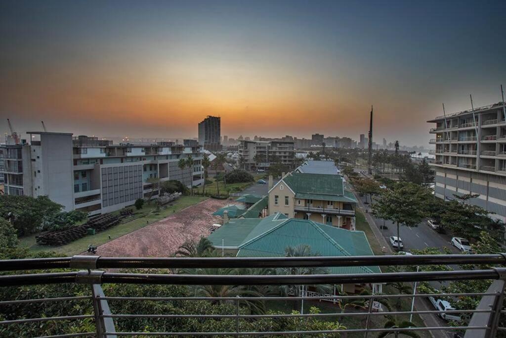 2 Sleeper Stylish Sanctuary Apartment Durban Exterior photo